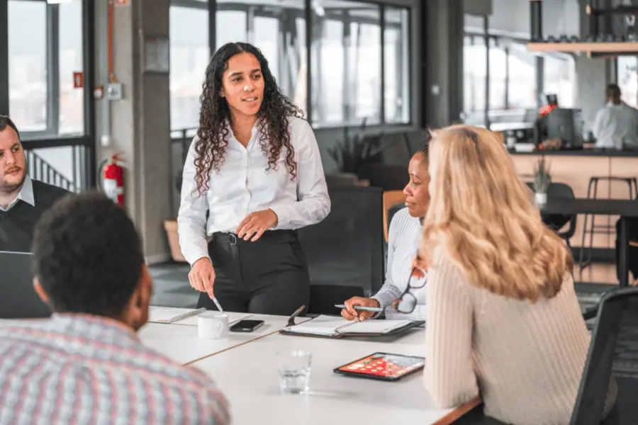 Creating a fintech marketing tips to expand your financial services